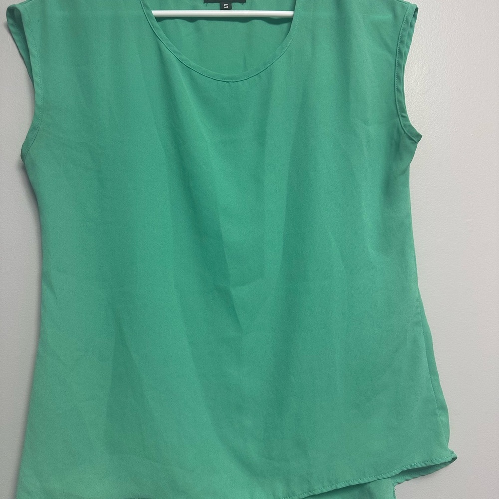 **3 for $15**Mint Green Sleeveless Blouse with Scoop Neck